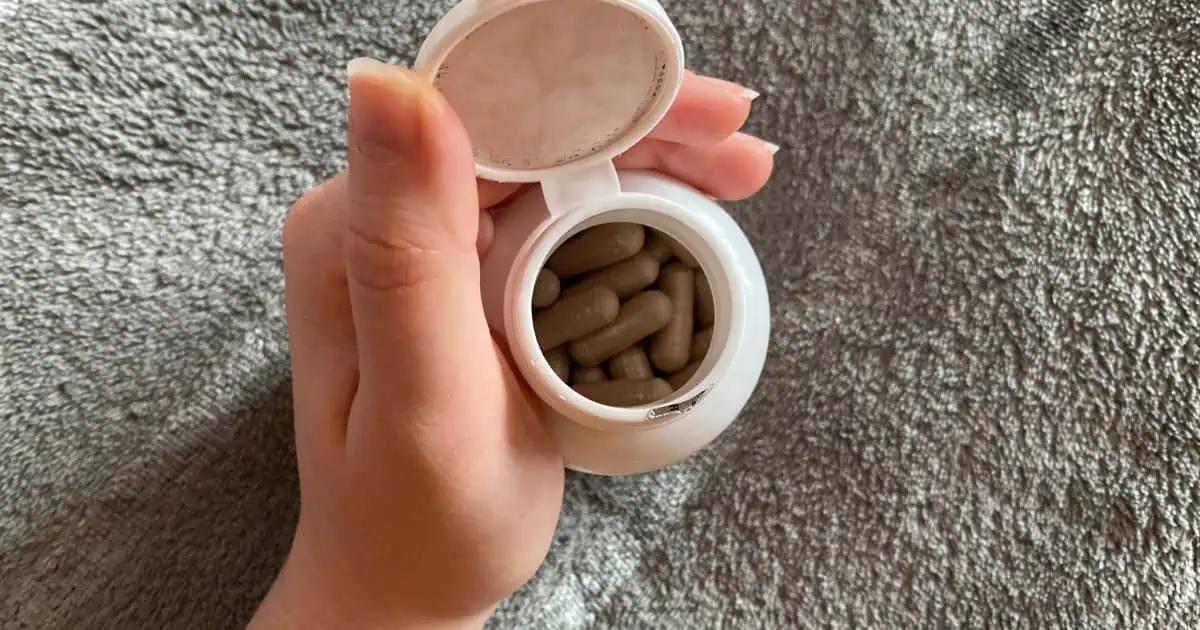 Vilgain recenze: Sleep Support – doplněk stravy pro kvalitnější spánek 3 Aby měl Vilgain Sleep Support opravdu ten správný efekt, je třeba brát každý den 3 kapsle 30 až 60 minut před spánkem.