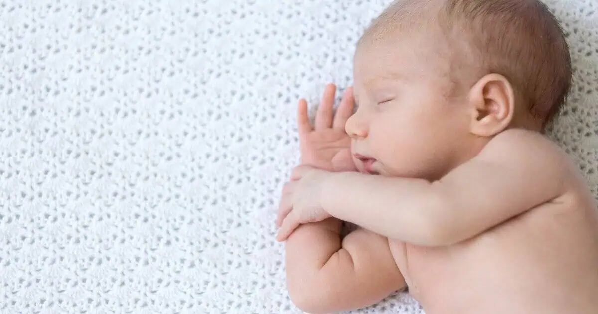 Syndrom náhlého úmrtí kojence (SIDS): Co říkají výzkumy 3 SIDS rizika