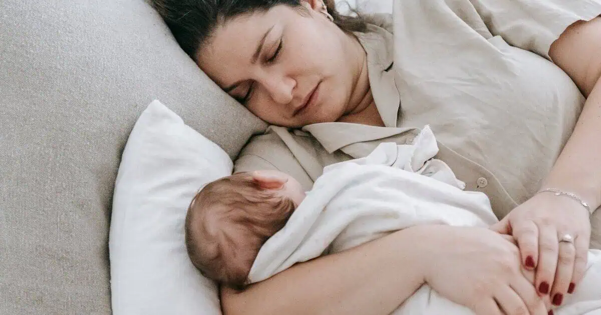 Spánková hygiena: Desatero podle úspěšných lidí 2 spani v posteli 3